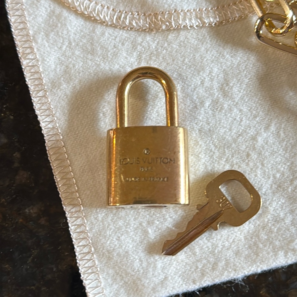 Authentic Louis Vuitton Lock & Key with Gold Tone Chain Necklace - Picture 10 of 13
